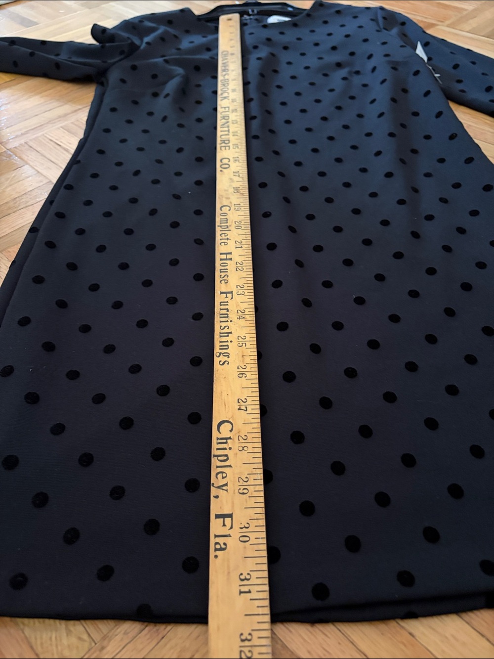 NWT Black Bell-Sleeve Shift Dress - Textured Polka Dot - Old Navy Womens Size XS - Picture 7 of 10
